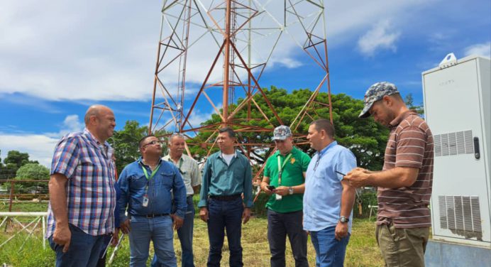 Alcaldía de Sotillo y Cantv inician instalación de fibra óptica en Barrancas del Orinoco