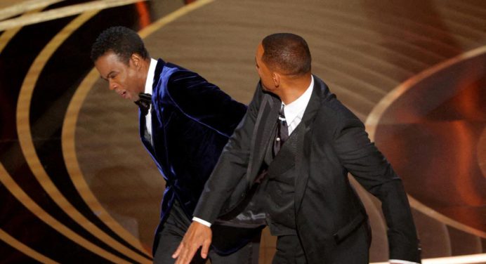 Chris Rock busca la venganza de la cachetada que le dio Will Smith en los Premios Oscars 2022