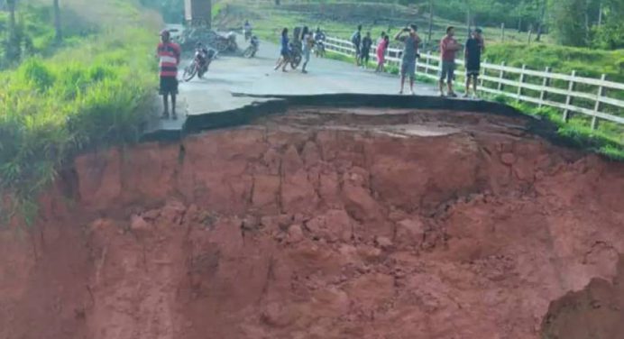 Colapsó la vía en Santa Elena de Uairén