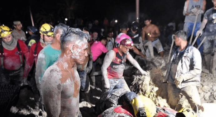 Deslizamiento de tierra en Brasil deja ocho muertos entre ellos cuatro niños