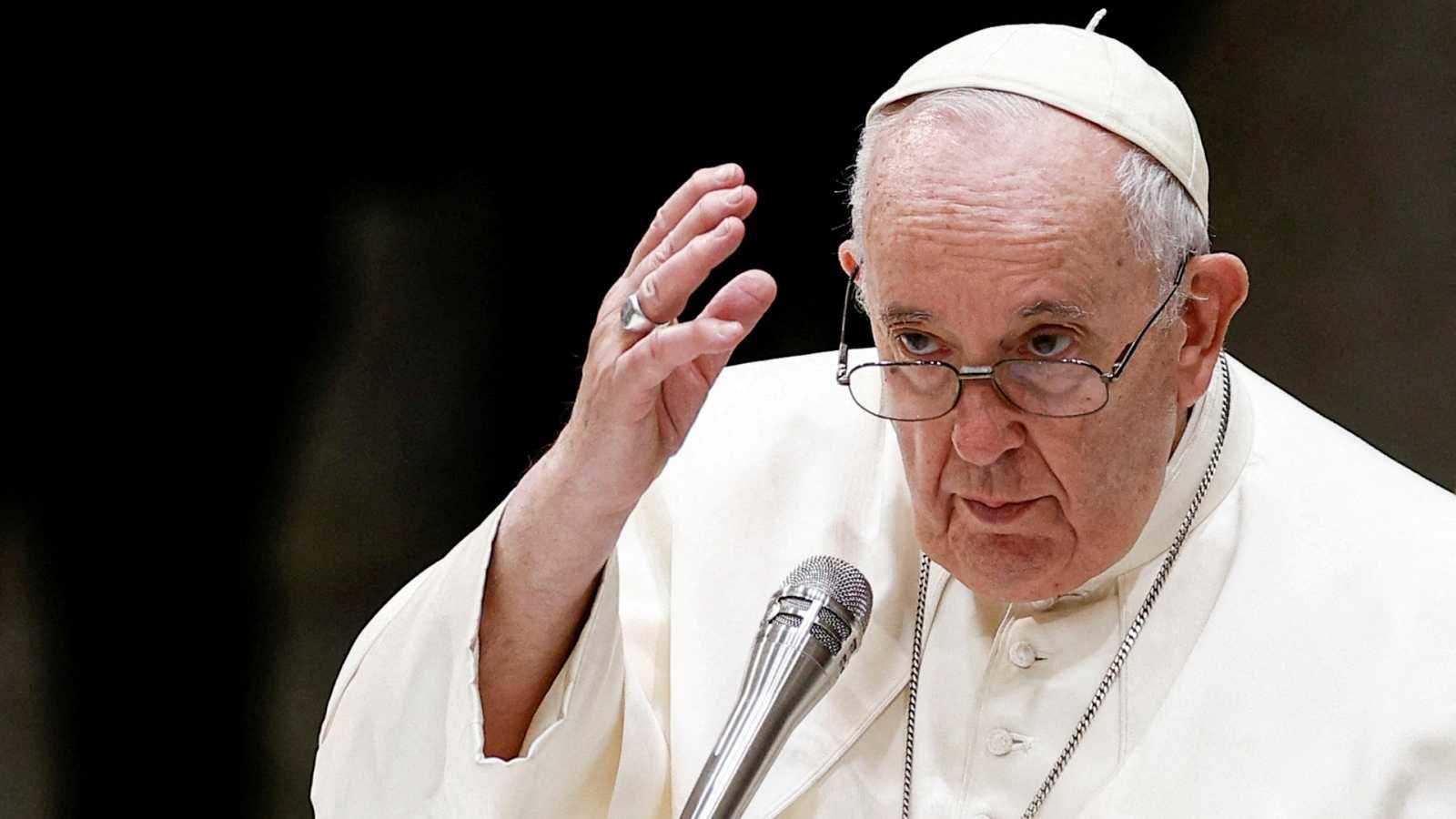 ¿Fin del celibato de los sacerdotes en la Iglesia católica? Papa Francisco abrió el debate