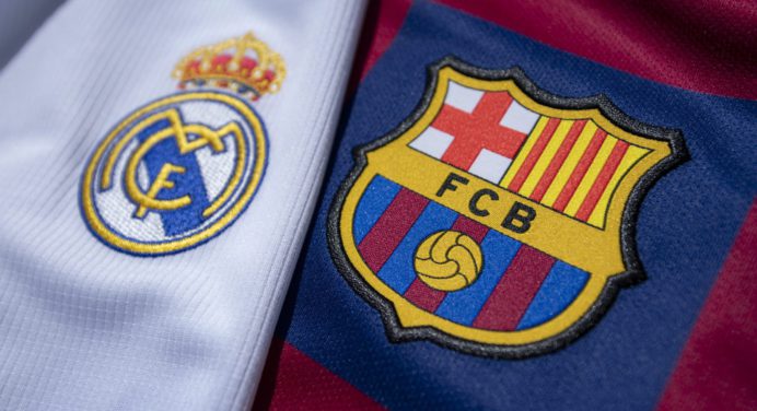 Este es el 11 ideal del Real Madrid y del Barcelona de todos los tiempos, según ChatGPT