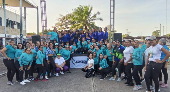 Grupo de bailoterapia del Indem Fitness y Salud celebró su primer aniversario