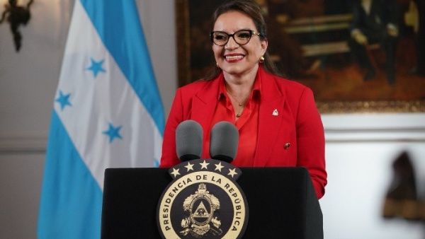 La presidenta de Honduras, Xiomara Castro, hizo el anuncio