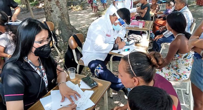 Instituciones unidas para llevar salud y alegría a 188 niños indígenas