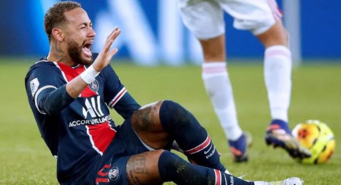 ¡Adiós a la temporada! Neymar tendrá que operarse y será baja