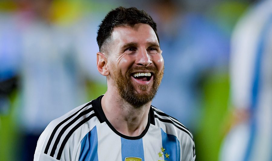Lionel Messi llegó a 102 goles