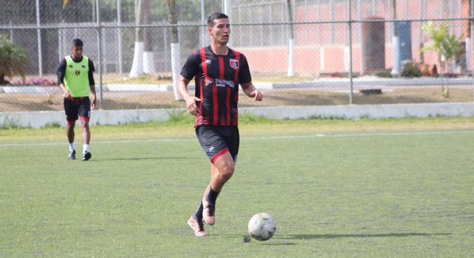 Marcos González defenderá los colores de Atlético La Cruz