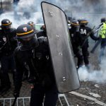 La capital francesas está sumida en el caos por las multitudinarias protestas