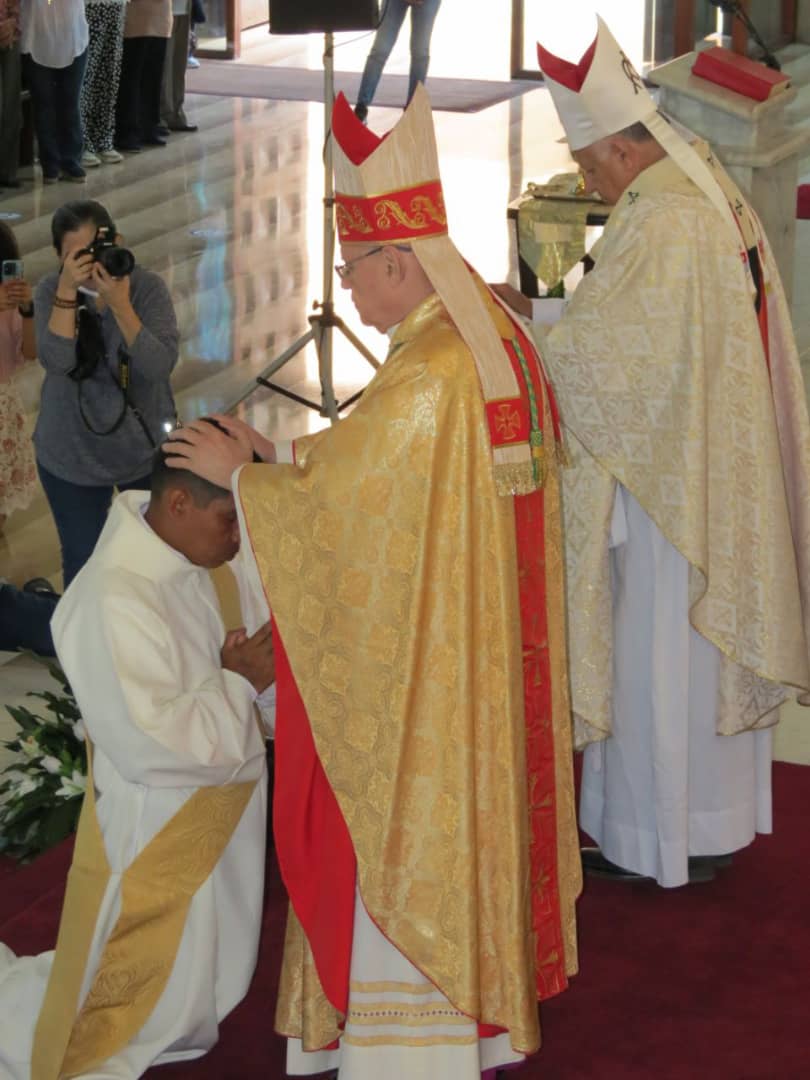 monagas tiene dos nuevos sacerdotes laverdaddemonagas.com misa5