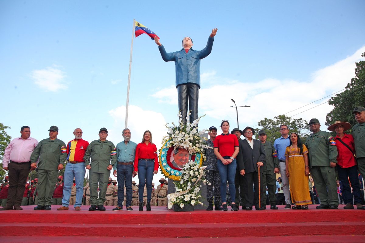 monaguenses recordaron al comandante hugo chavez a 10 anos de su siembra laverdaddemonagas.com honores3