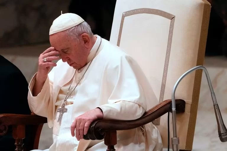 Papa Francisco llama a una “batalla total” contra la pedofilia en la Iglesia