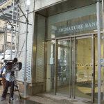 El Signature Bank fue cerrado en Nueva York
