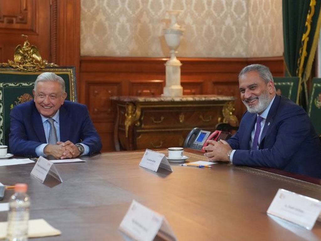 El secretario general de Opep y el presidente de México sostuvieron un encuentro