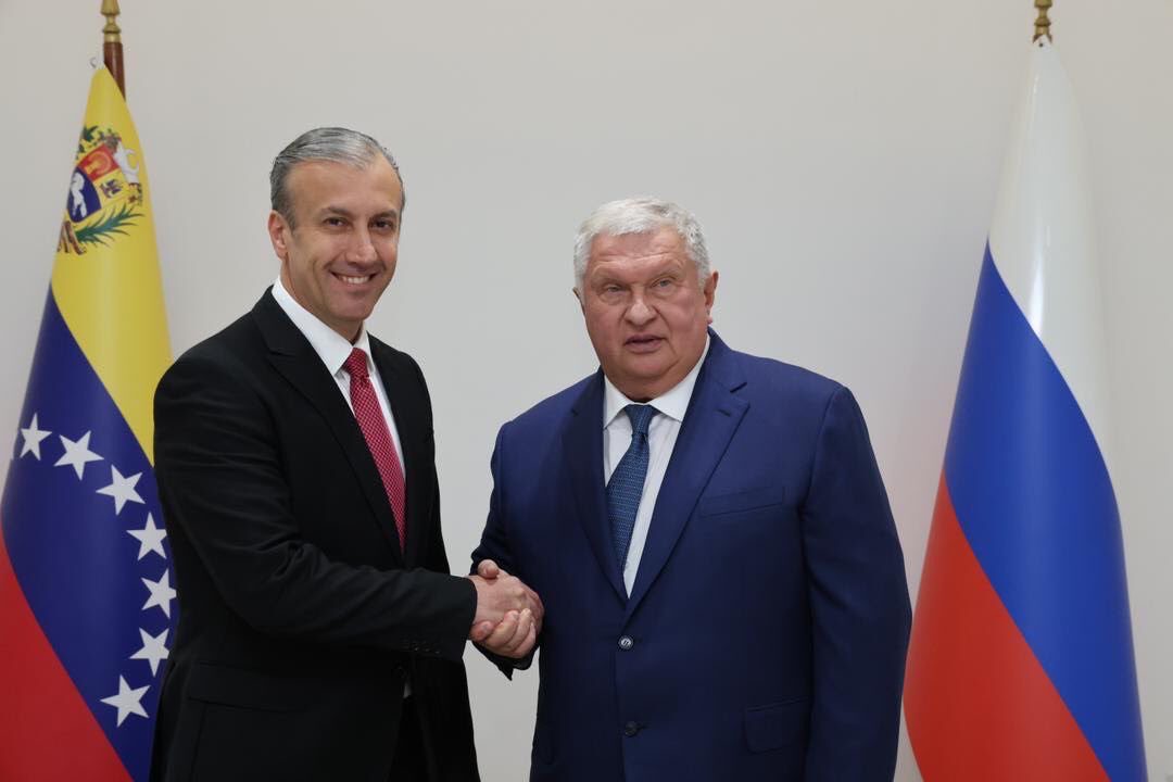El ministro de Petróleo se reunió con el director ejecutivo de la empresa rusa Rosneft