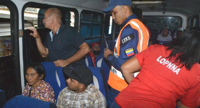 Terminal de pasajeros listo para iniciar dispositivo por zafra de Semana santa