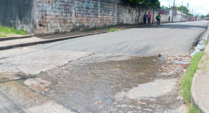 VP constata fallas de servicios públicos en comunidades de Maturín