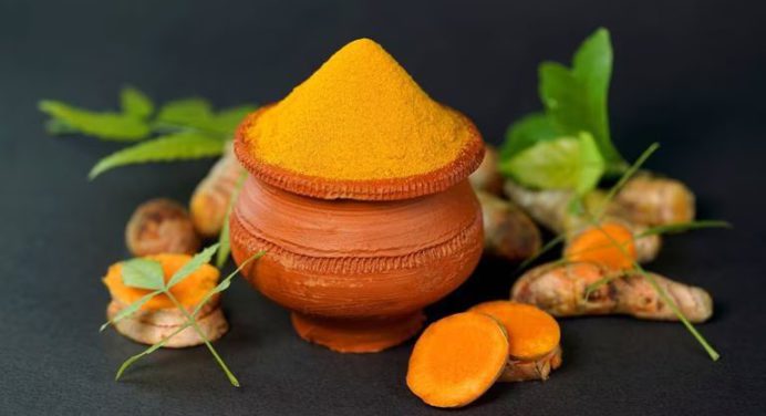 Cúrcuma: estas son sus propiedades medicinales y antiinflamatorias