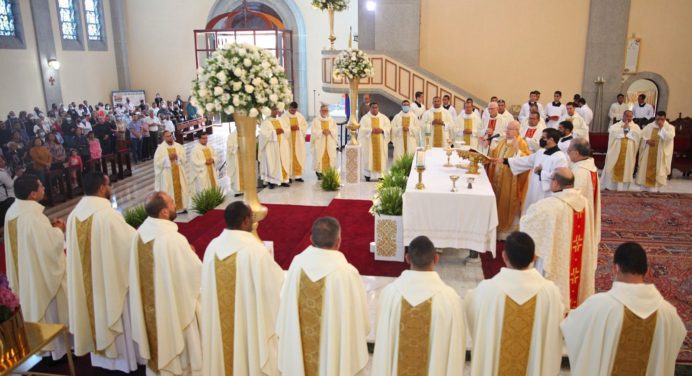 Diócesis de Maturín celebró la Misa Crismal y renovó los votos de su clero
