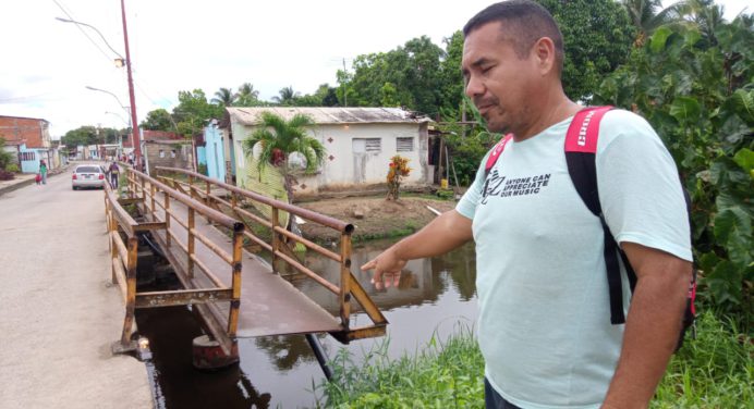 En Prados del Sur vecinos exigen limpieza del caño ante llegada de las lluvias