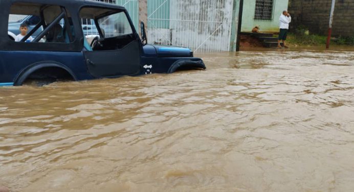 Continuas horas de lluvias en Cojedes dejan 400 viviendas afectadas