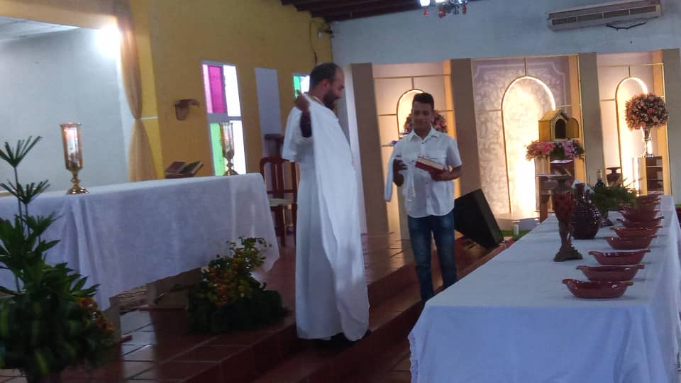 la iglesia conmemora este jueves santo la institucion del sacerdocio laverdaddemonagas.com sacerdote1223
