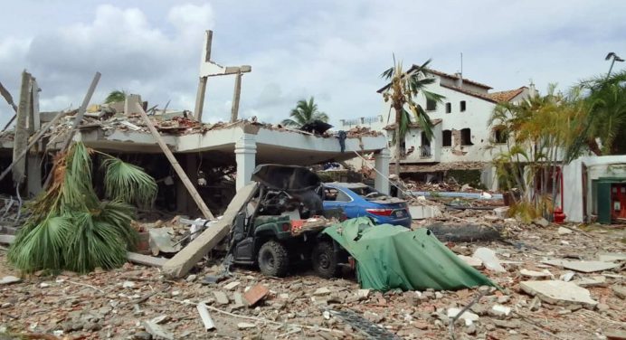 Fuerte explosión en una casa de Lechería dejó un muerto y varios heridos