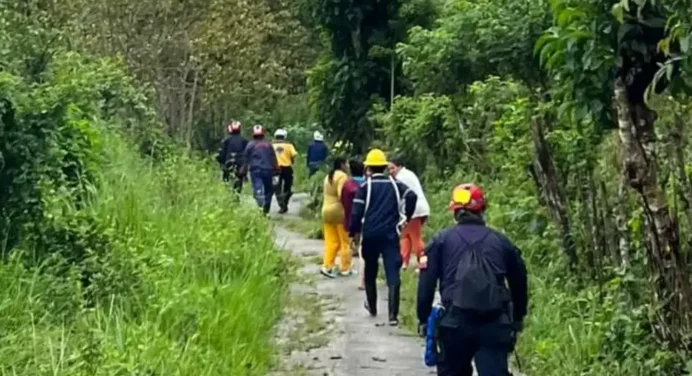 ¡Trágico! En Táchira se ahogó un joven de 13 años al grabar crecida de un río