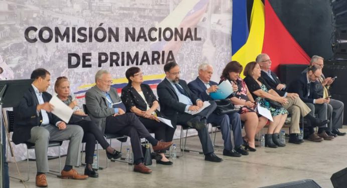 La Comisión Nacional de Primarias se reunirá este lunes con los precandidatos