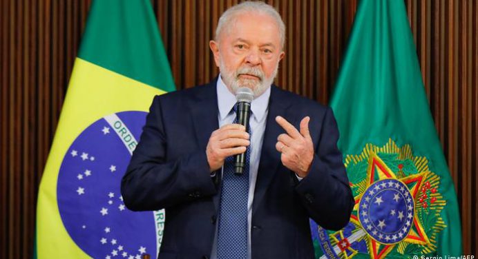 Lula arremete contra el dólar e instó a la creación de una moneda única del bloque BRICS