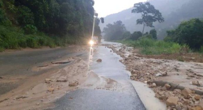 Mérida afectada por las fuertes lluvias caídas este sábado