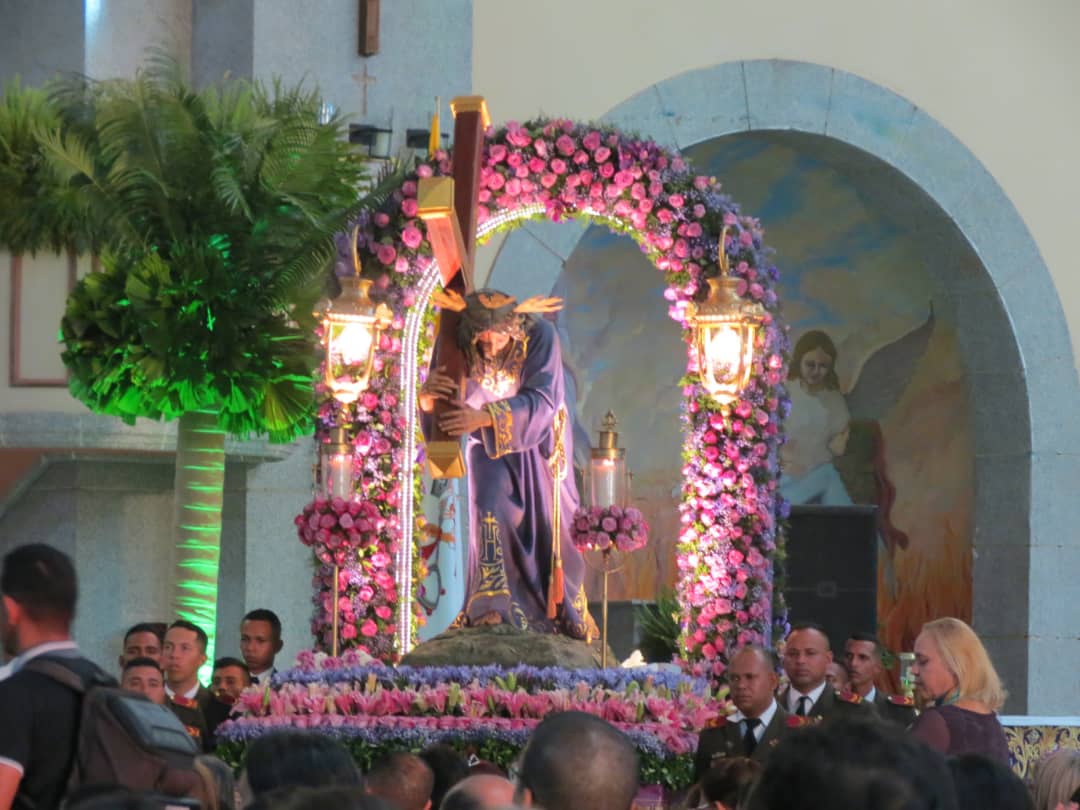 monaguenses pagaron promesas en procesion del nazareno laverdaddemonagas.com imagen4