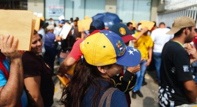 Oposición rechaza que se culpe a venezolanos de criminalidad en Perú