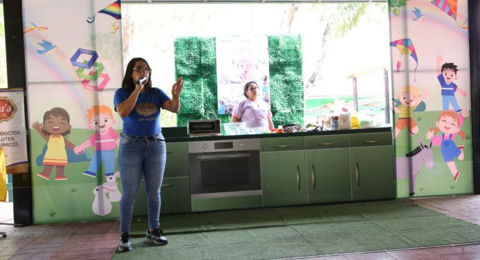 Realizan taller de elaboración de alimentos sin glúten