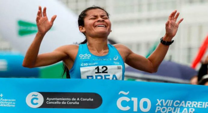 La venezolana Edymar Brea triunfó en la carrera Coruña10
