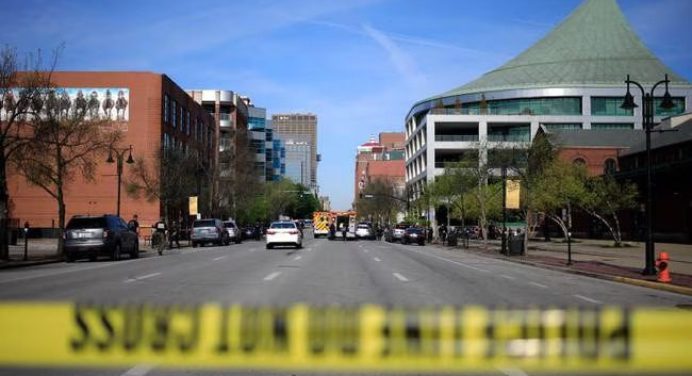 Tiroteo en un edificio de Louisville en Estados Unidos dejó al menos cinco muertos 