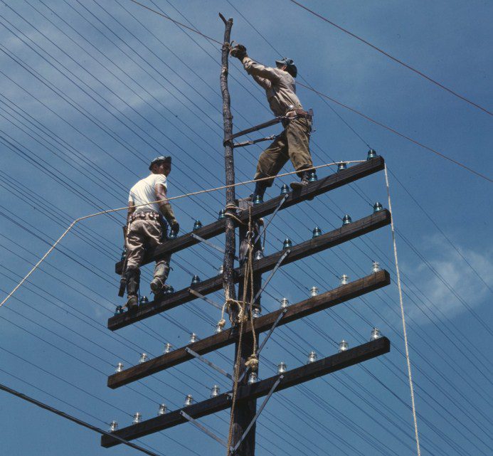 Trabajadores de Corpoelec sin insumos para responder ante fallas de electricidad