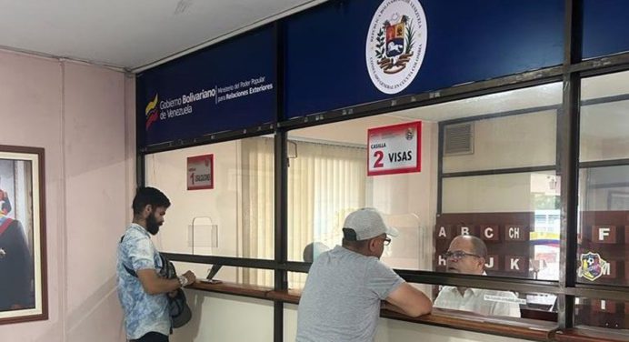 Venezuela reactiva su consulado en Cúcuta