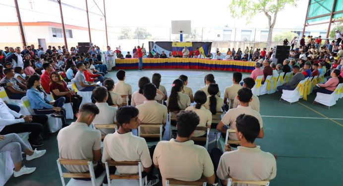 Clsem y municipalidad conmemoran 61 años de la masacre de Guerra y Millán