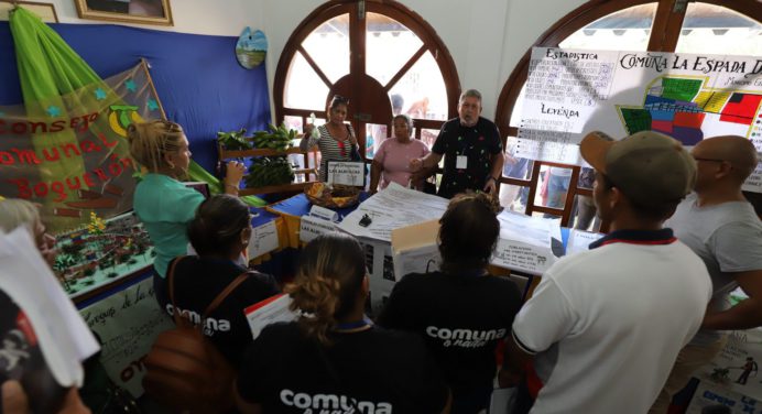 Consejos comunales de Monagas presentan experiencias en Congreso del Poder Popular