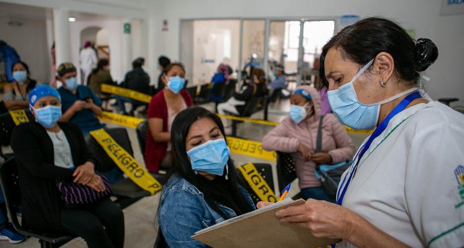 Ecuador pone fin a la emergencia por covid-19 que deja más de 67.000 muertos