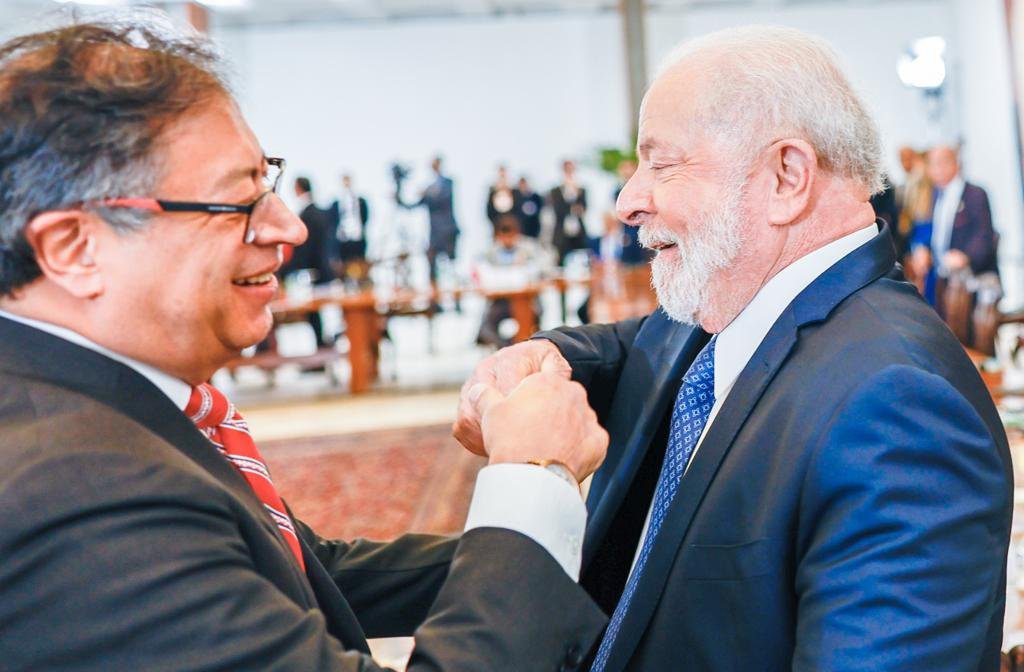 Los presidentes escucharon la propuesta de Lula da Silva