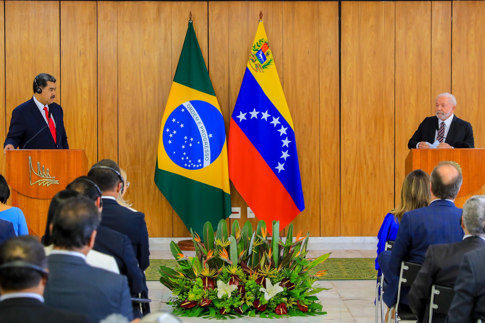 Los presidente Nicolás Maduro y Lula da Silva dieron una rueda de prensa