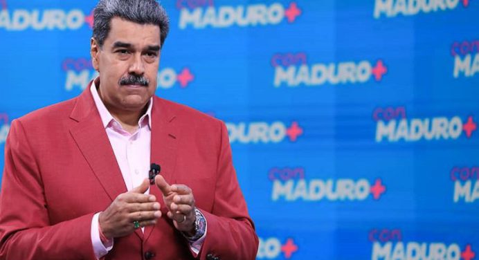 Maduro destaca aporte del 77% del presupuesto nacional para la inversión social