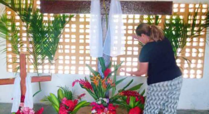 Maturineses muestran su devoción a la Santa Cruz de Mayo