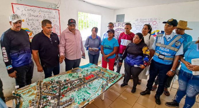 Plan Amor en Acción atiende a familias de Los Barrancos de Fajardo en Sotillo