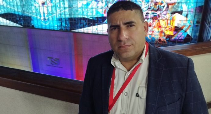 Precandidato Luis Rattia introdujo amparo ante el TSJ contra primarias de la oposición