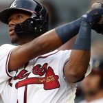 Ronald Acuña Jr. sigue encendido con el bate