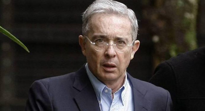 Seguirá  juicio contra Álvaro Uribe Vélez por presuntos delitos de soborno y fraude procesal