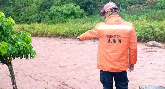 Tras fuertes precipitaciones en Táchira seis familias están en riesgo